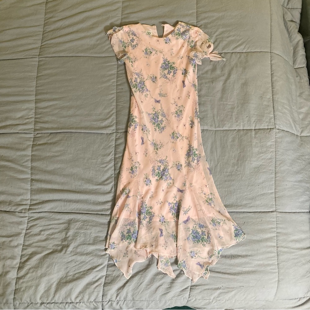 R. N. Kidz | Soft pink floral dress | Size 8 (Juniors) | Used-Fair